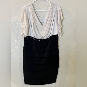 Enfocus Women's Dress 20 Wide Plus Size Sleevlsess White & Black Party Cocktail